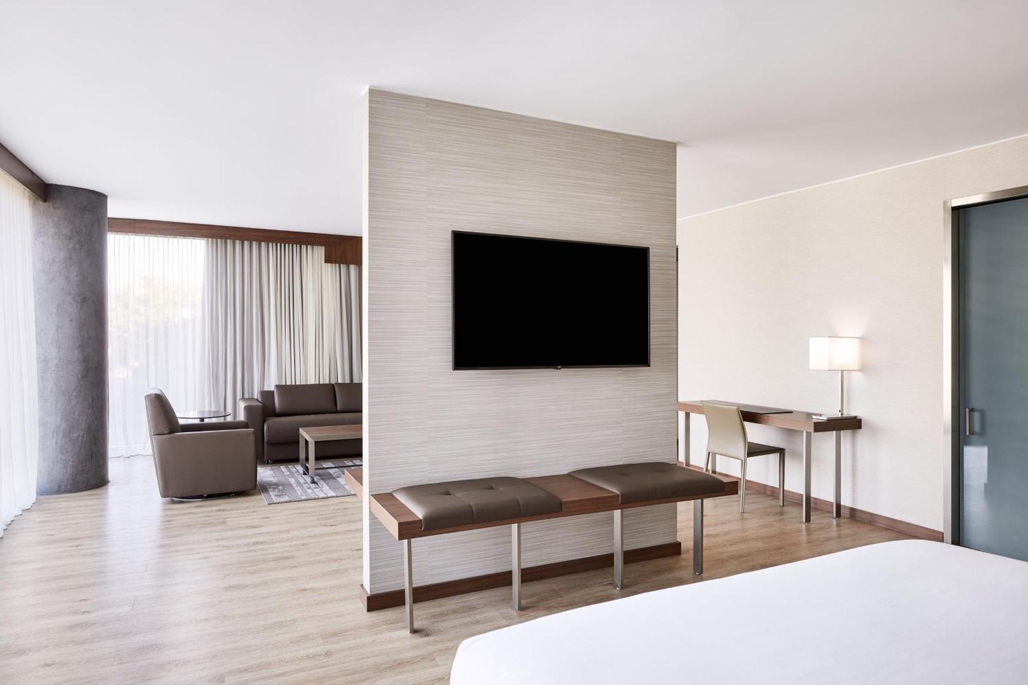 Ac Hotel Phoenix Biltmore מראה חיצוני תמונה