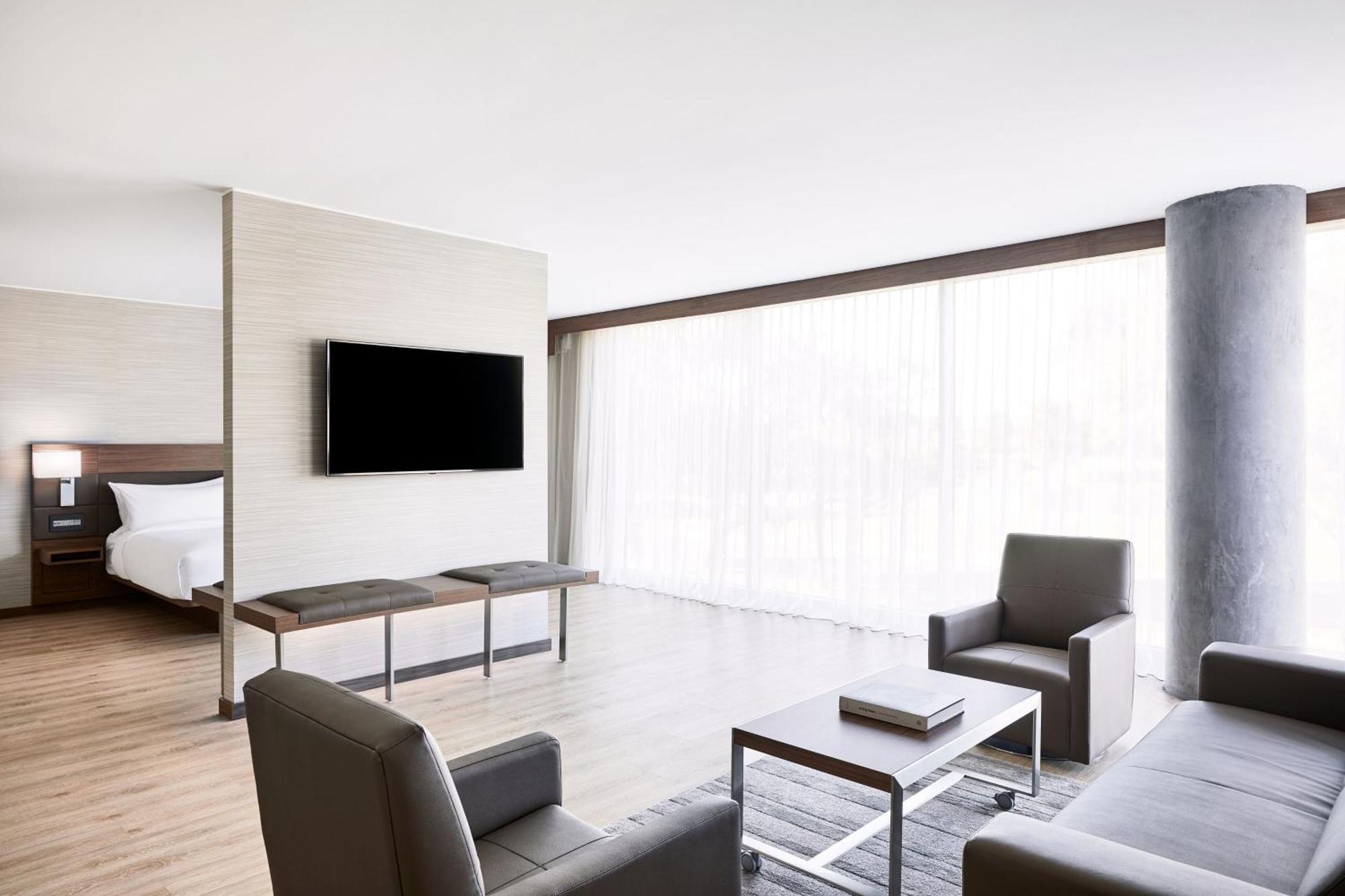 Ac Hotel Phoenix Biltmore מראה חיצוני תמונה